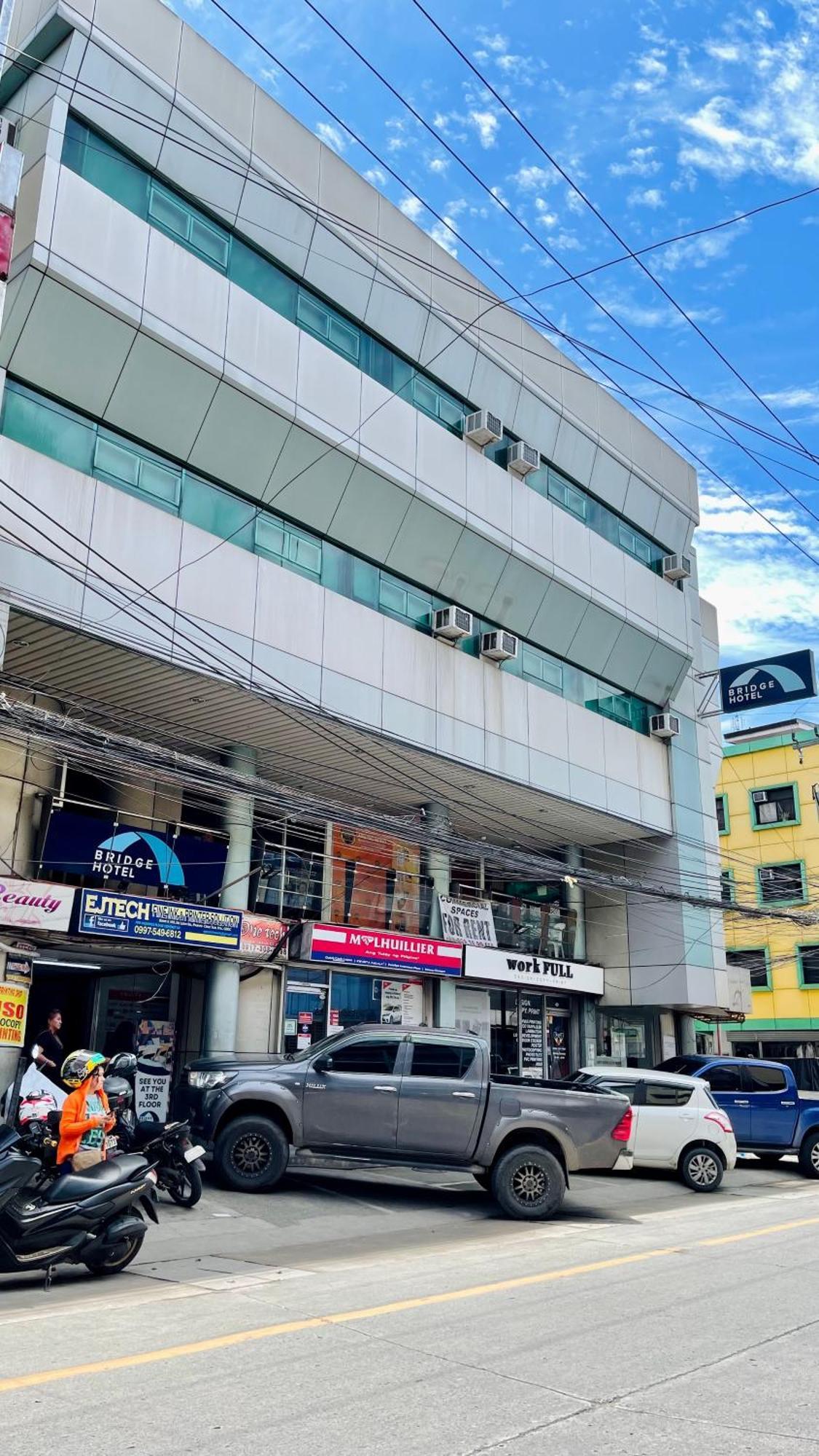Bridge Hotel Cagayan de Oro Buitenkant foto
