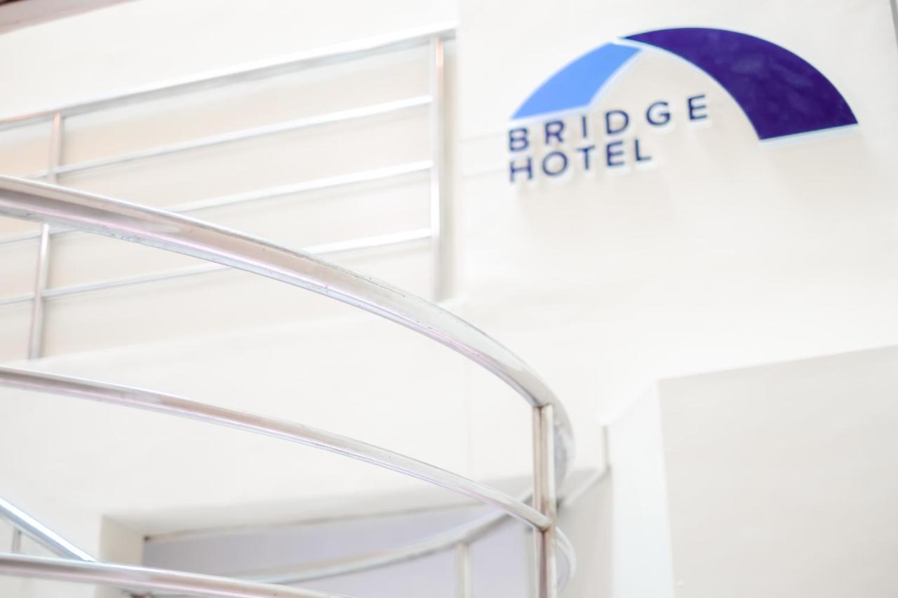Bridge Hotel Cagayan de Oro Buitenkant foto